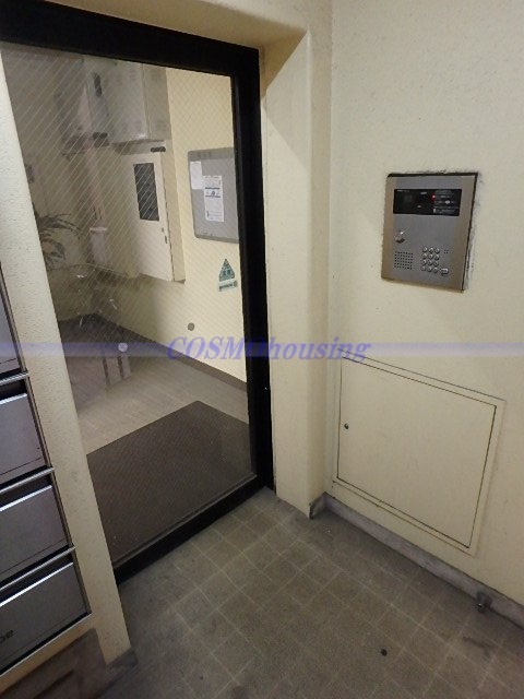 エントランス　オートロック