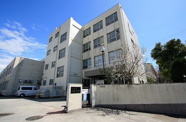 中学校　名古屋市立大森中学校（中学校）まで224m