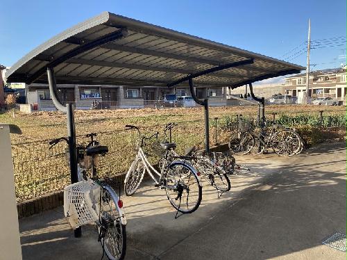 その他共有部分　屋根付き駐輪場