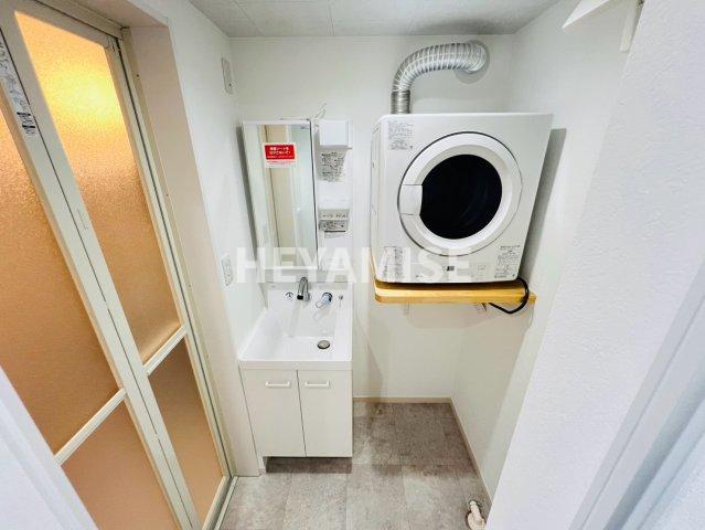 洗面設備　※室内画像は別号室のもの