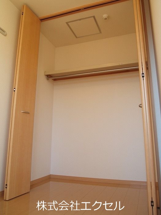 収納　同建物別室の写真です。