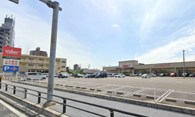 スーパー　バロー新守山店（スーパー）まで784m