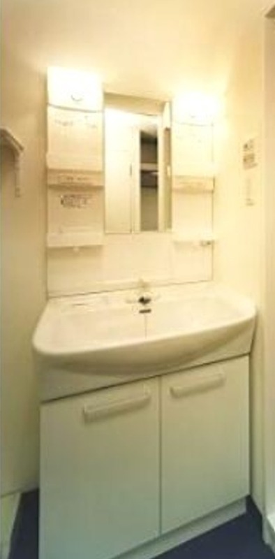 洗面設備　同仕様写真含む