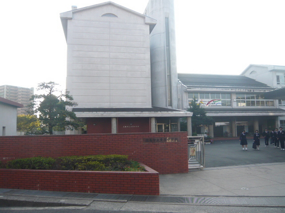 中学校　広島市立東原中学校（中学校）まで719m