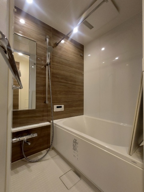 バス・シャワールーム　同タイプ