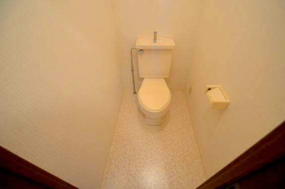 トイレ　清潔感のあるトイレは落ち着きますね。