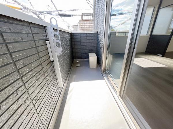 バルコニー　南向きバルコニー！