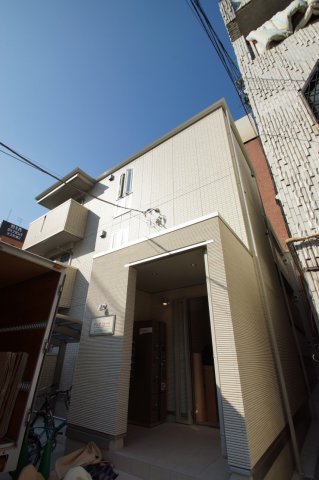 エントランス　建物入口です。