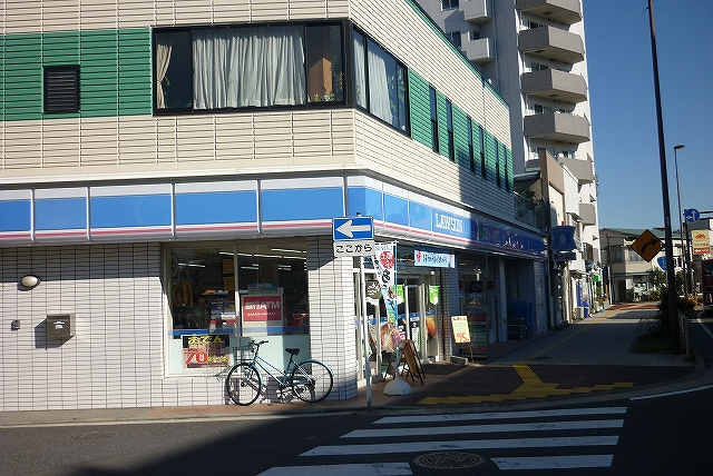コンビニ　ローソン「南浅間町店」（コンビニ）まで218m