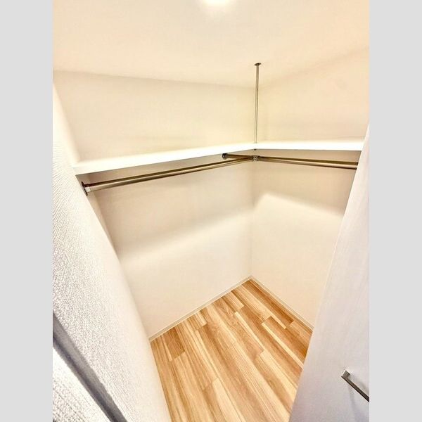 収納　エアコン