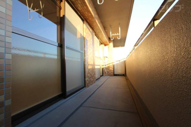 バルコニー　広々バルコニーです。