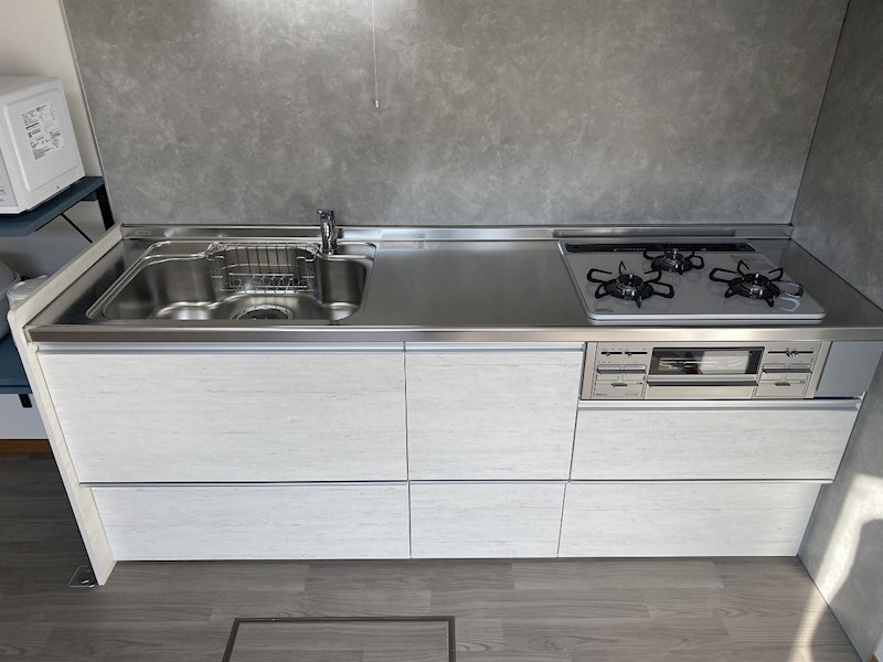 キッチン　3口ガスコンロ