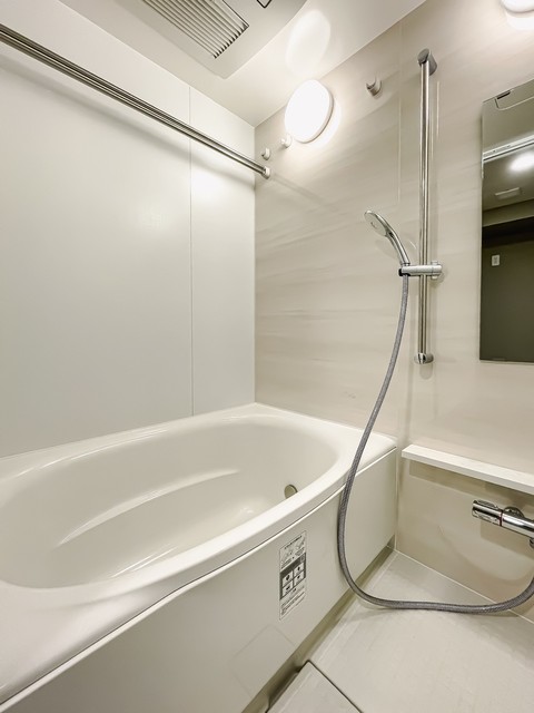 バス・シャワールーム　※写真は同タイプ住戸です。