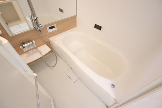 バス・シャワールーム　※別室の参考写真の為、現況優先です。