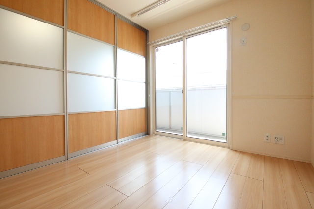 居室・リビング　※別室の参考写真の為、現況優先です。