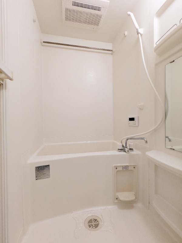 バス・シャワールーム　図面と現状に相違がある場合には現状を優先