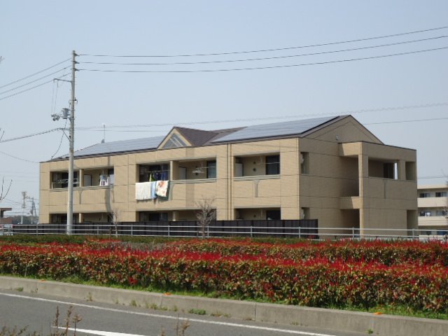 建物外観　外観写真（昼）