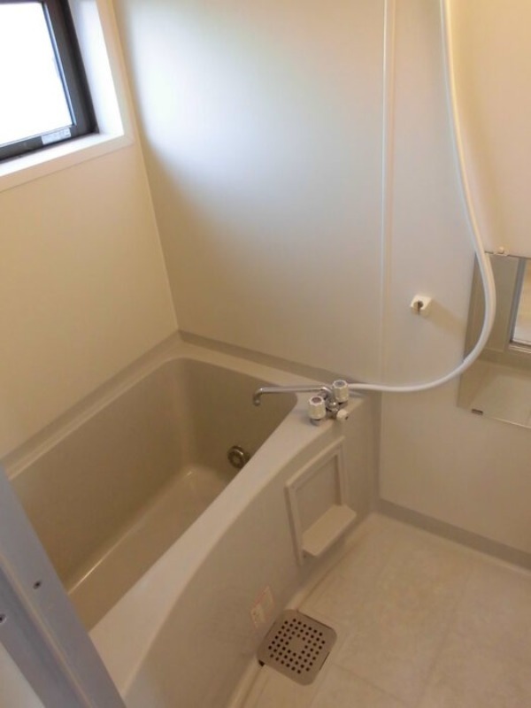 バス・シャワールーム　図面と現状に相違がある場合には現状を優先