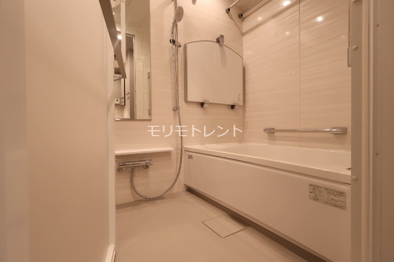 バス・シャワールーム　室内写真