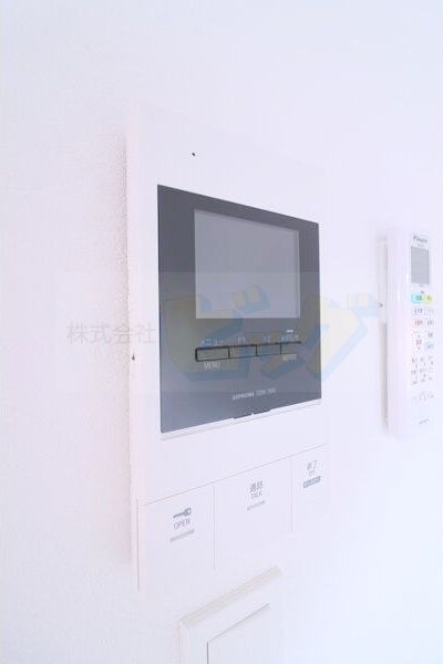 セキュリティ　防犯面に配慮したＴＶモニターホン付きです！