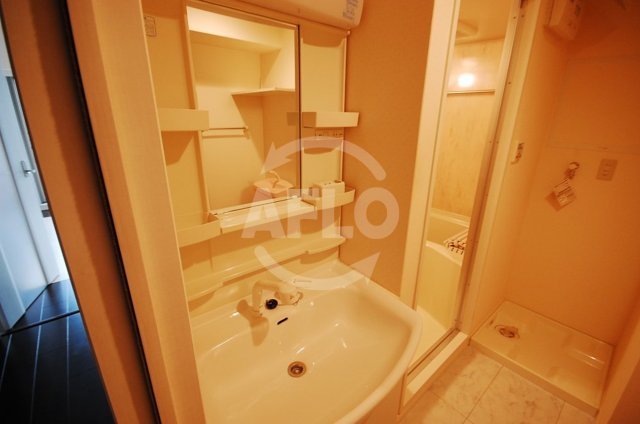 洗面設備　モンサンミッシェル北浜　洗面所