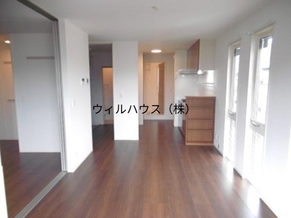 居室・リビング　フローリング！