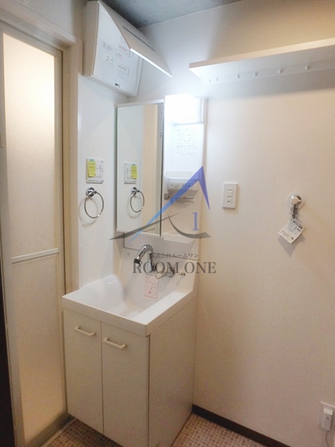 洗面設備　洗面台です。