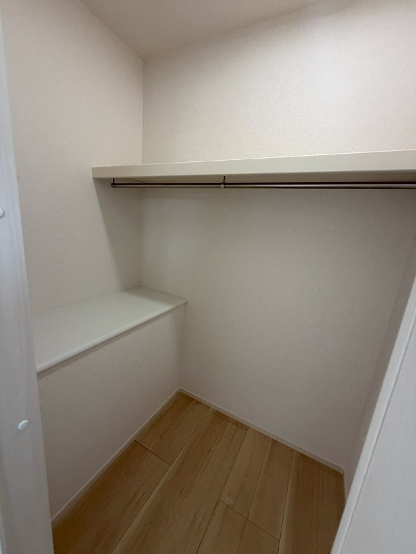 収納　洋室１収納