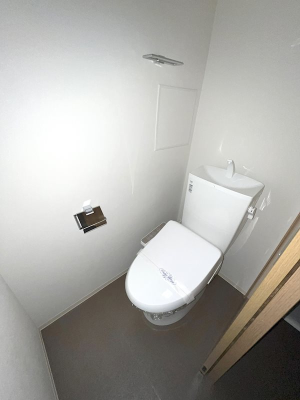 トイレ　※別室参考写真