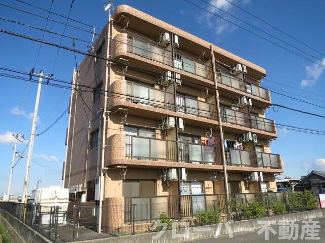 建物外観　日当たりのよい物件です。