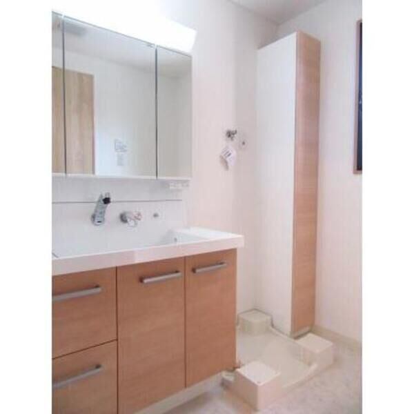 洗面設備　※本物件別号室参考画像