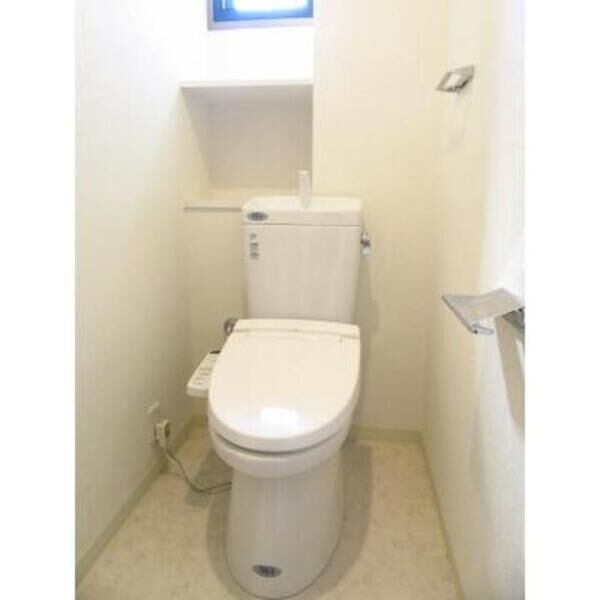 トイレ　※本物件別号室参考画像