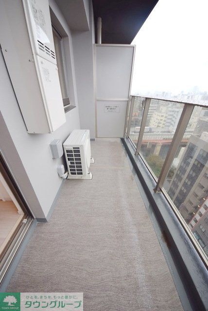 バルコニー　バルコニー