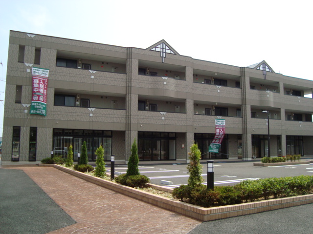 建物外観　外観写真（昼）