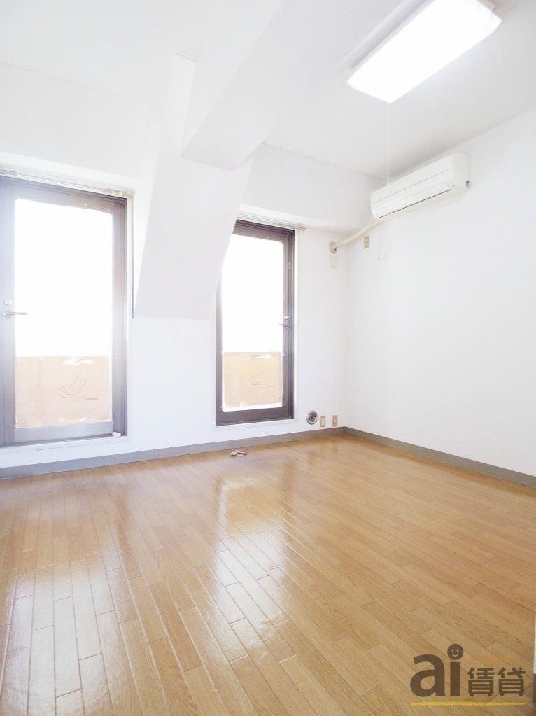 居室・リビング　～同仕様写真～