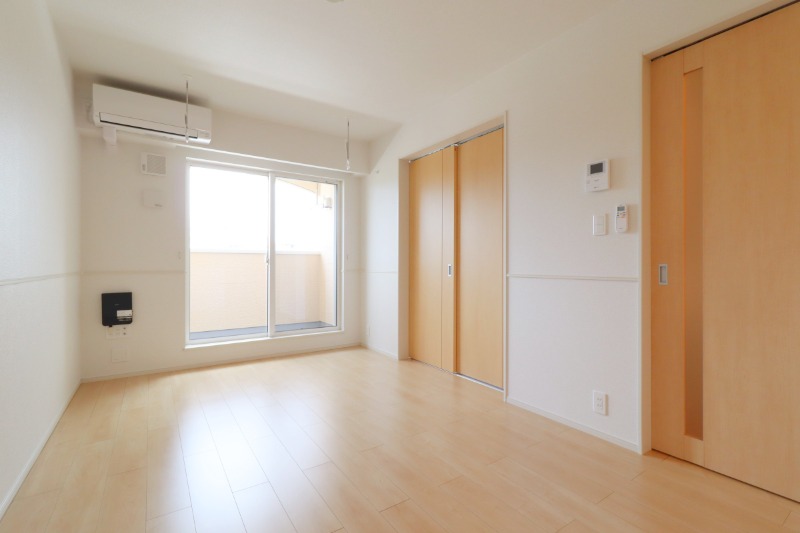 居室・リビング　図面と現状に相違がある場合には現状を優先