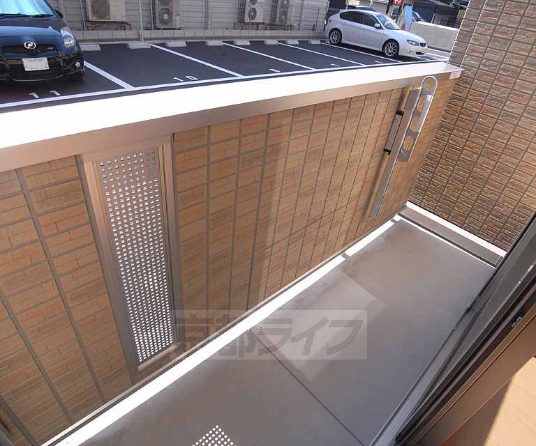 バルコニー　洗濯物がよく乾きそうですね。