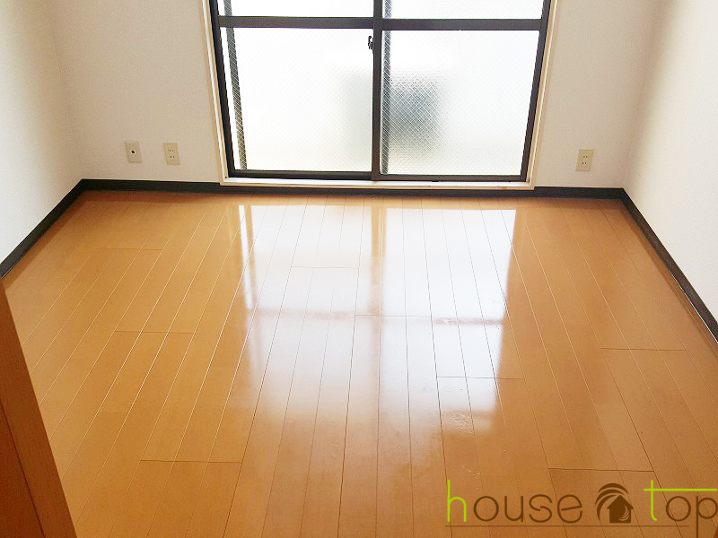 居室・リビング　日当たりの良い室内ですよ♪