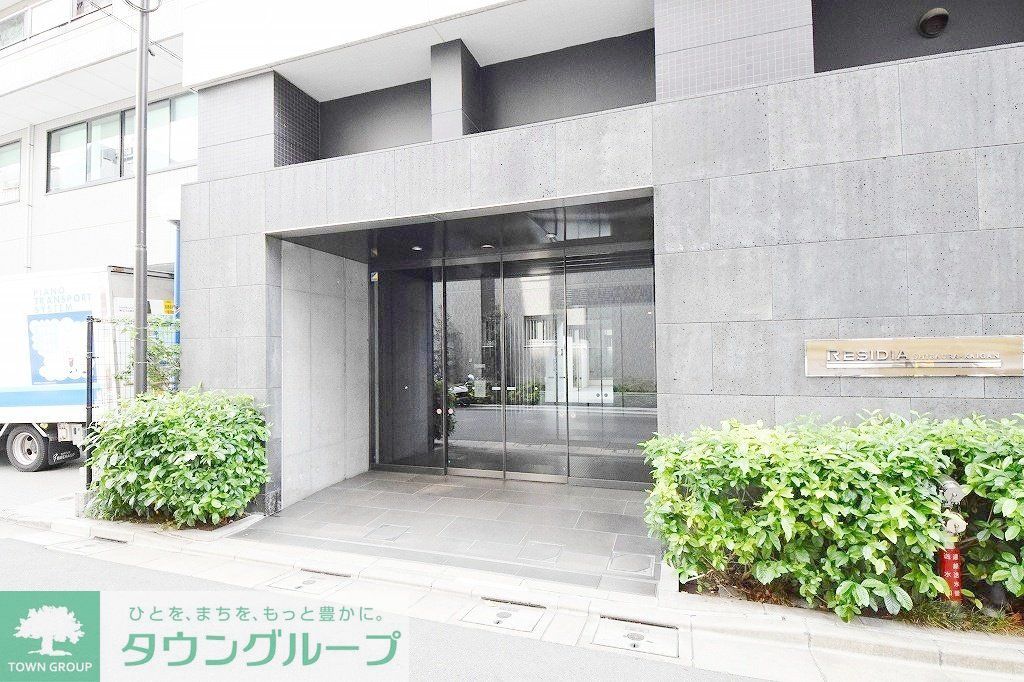 エントランス　お問合せは(株)タウンハウジング赤坂店へ【03-5563-…