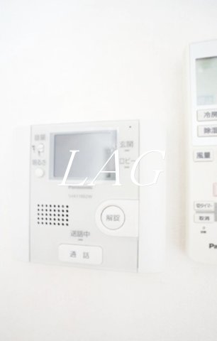 セキュリティ　モニター付きインターホンです。