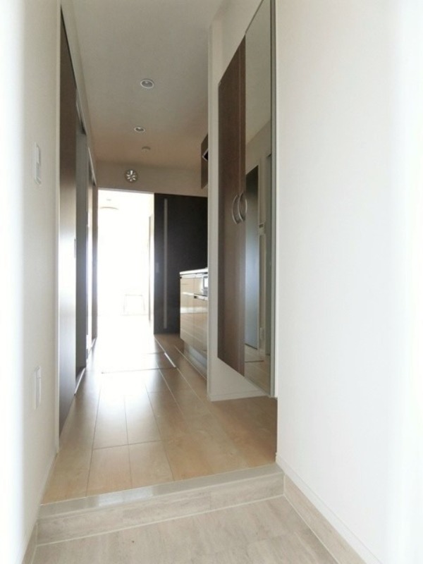 玄関　図面と現状に相違がある場合には現状を優先