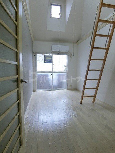 居室・リビング　バルコニー