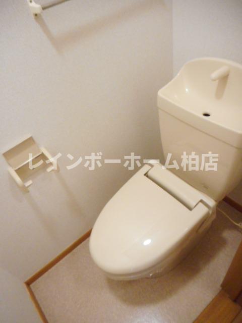 トイレ　トイレもきれいです