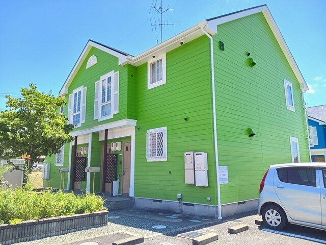 建物外観　落ち着いた雰囲気の外観です