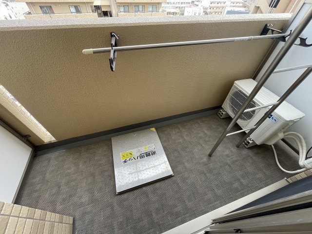 バルコニー　お洗濯にも便利なバルコニー付き
