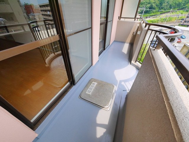 バルコニー　バルコニーがあります