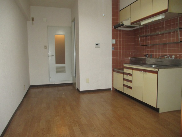 居室・リビング　キレイなお部屋です