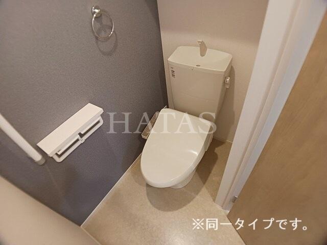 トイレ　同型タイプの写真です