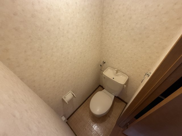 トイレ　上前津寿ビル