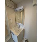 洗面設備　※同タイプのお部屋の写真です。